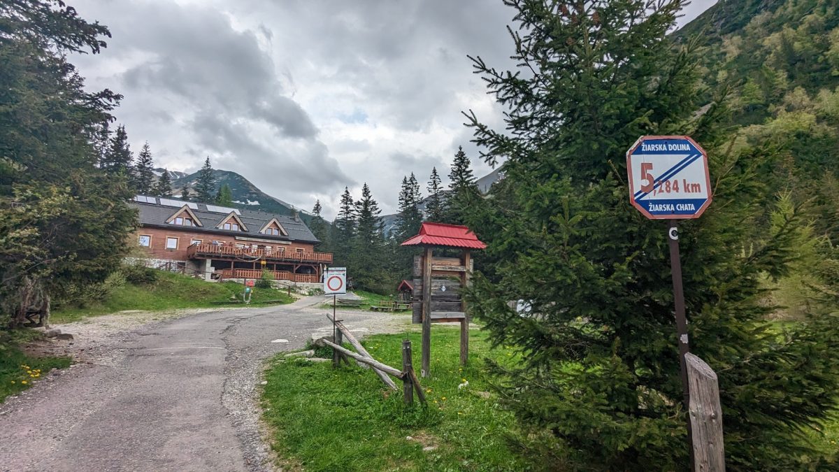 Šarafiový waterfall through Žiarska chalet