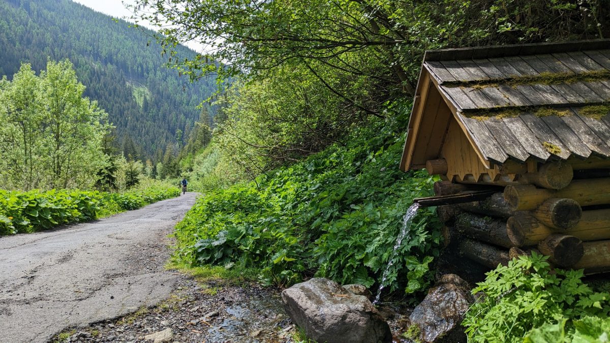 Šarafiový waterfall through Žiarska chalet